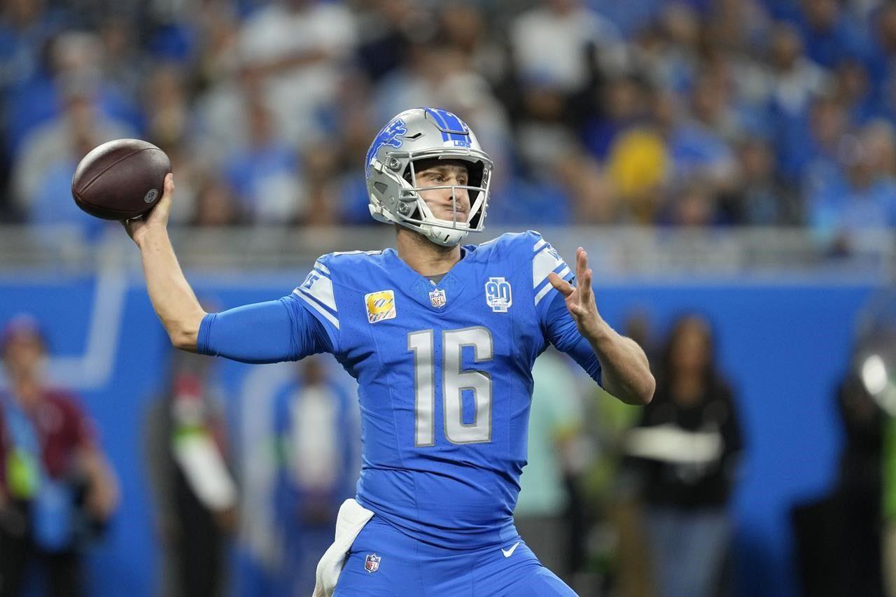 Goff throws for 353 yards, 2 TDs to lead NFC North-leading Lions