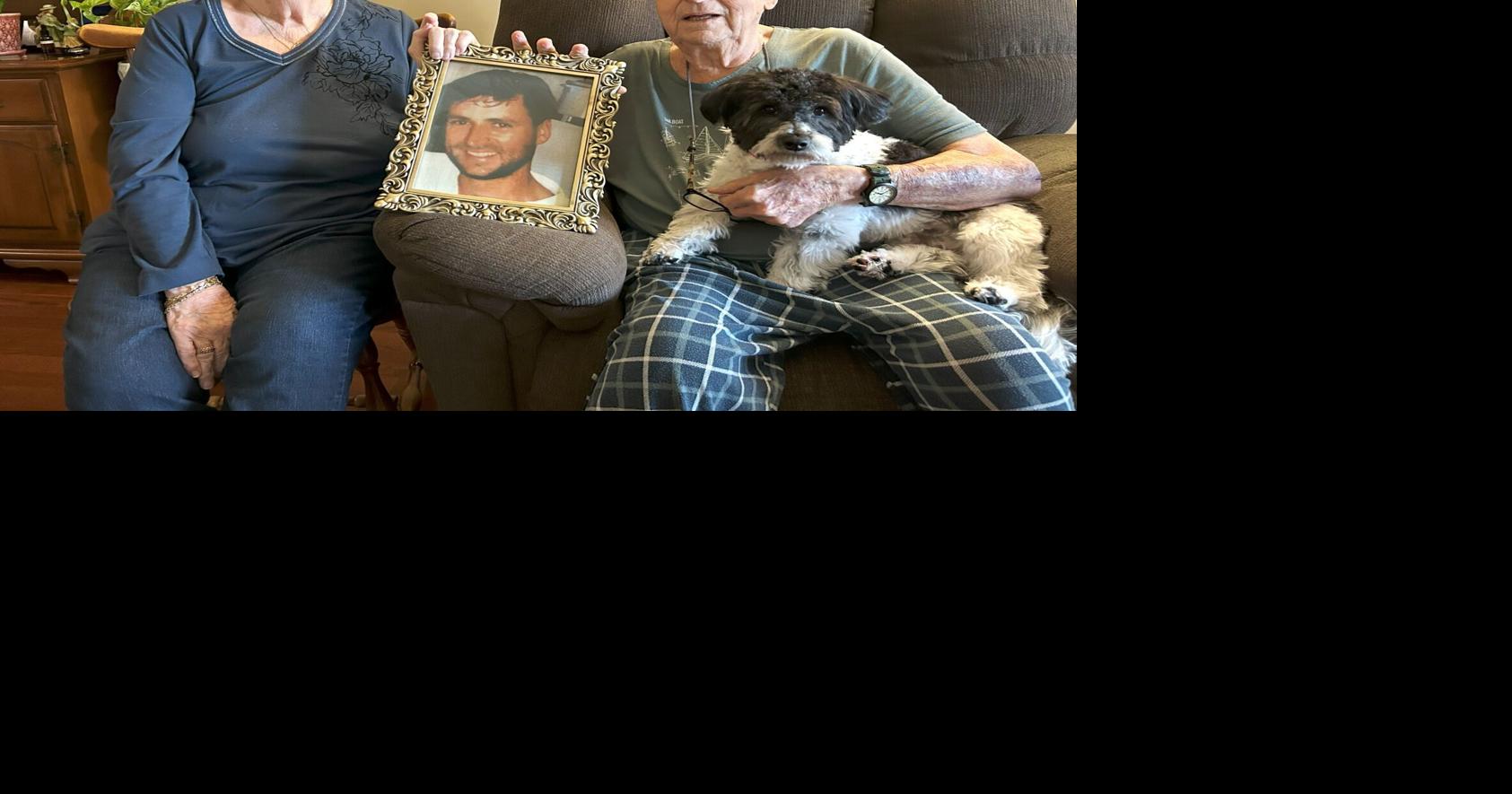 Robert Lee Ballard on trial for second-degree murder in stabbing death of his friend, Michael Shawn Murray, of Delhi