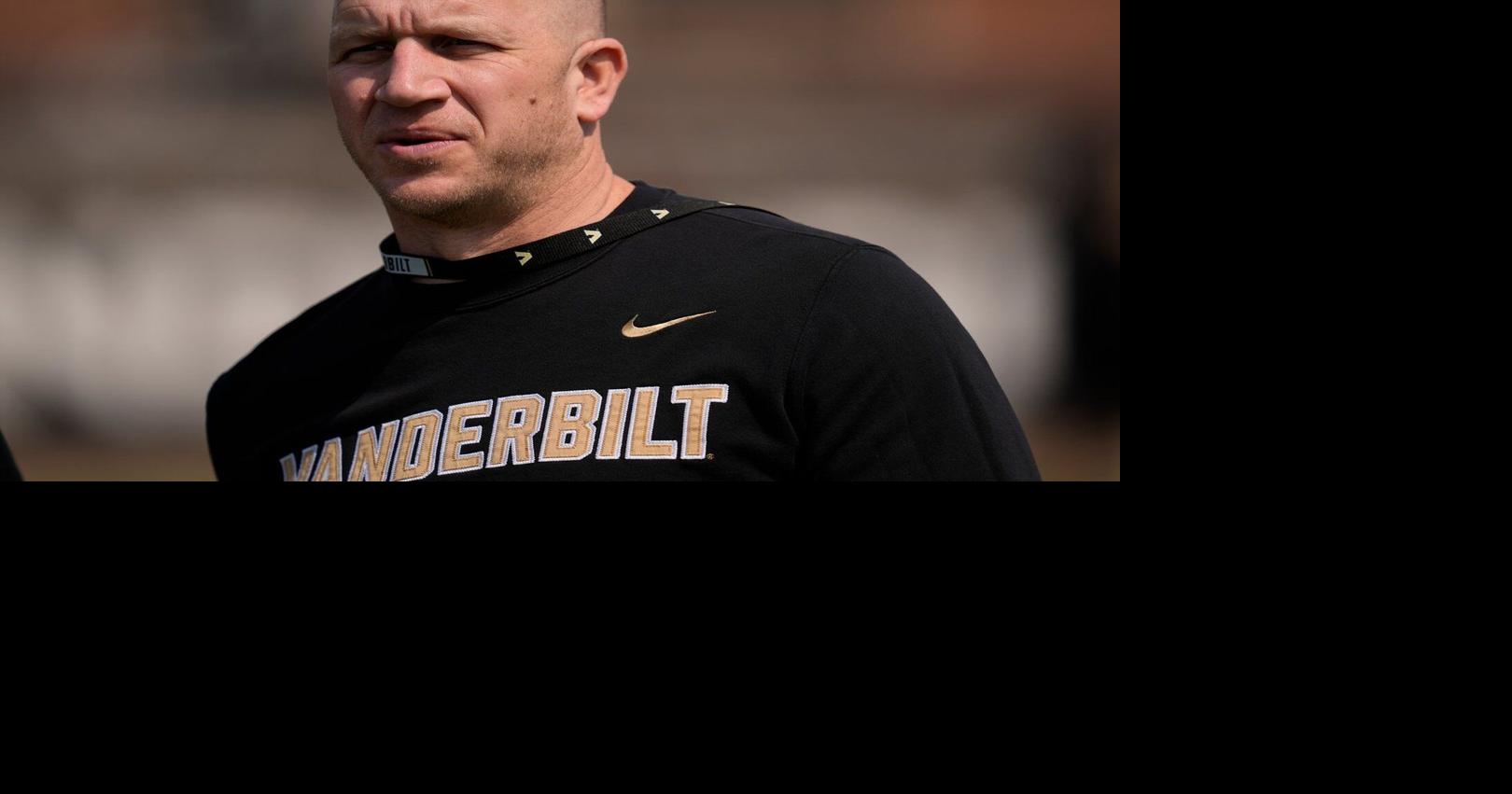 A 5-star flip, a veteran in Tim Beck’s system and no quick QB call at ...