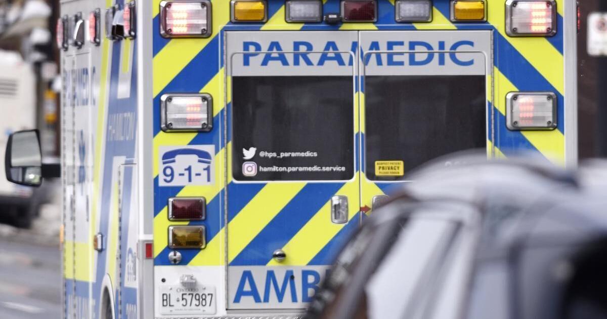 Five youths taken to hospital after Stoney Creek crash