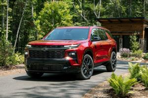 Chevrolet Traverse vs Ford Explorer