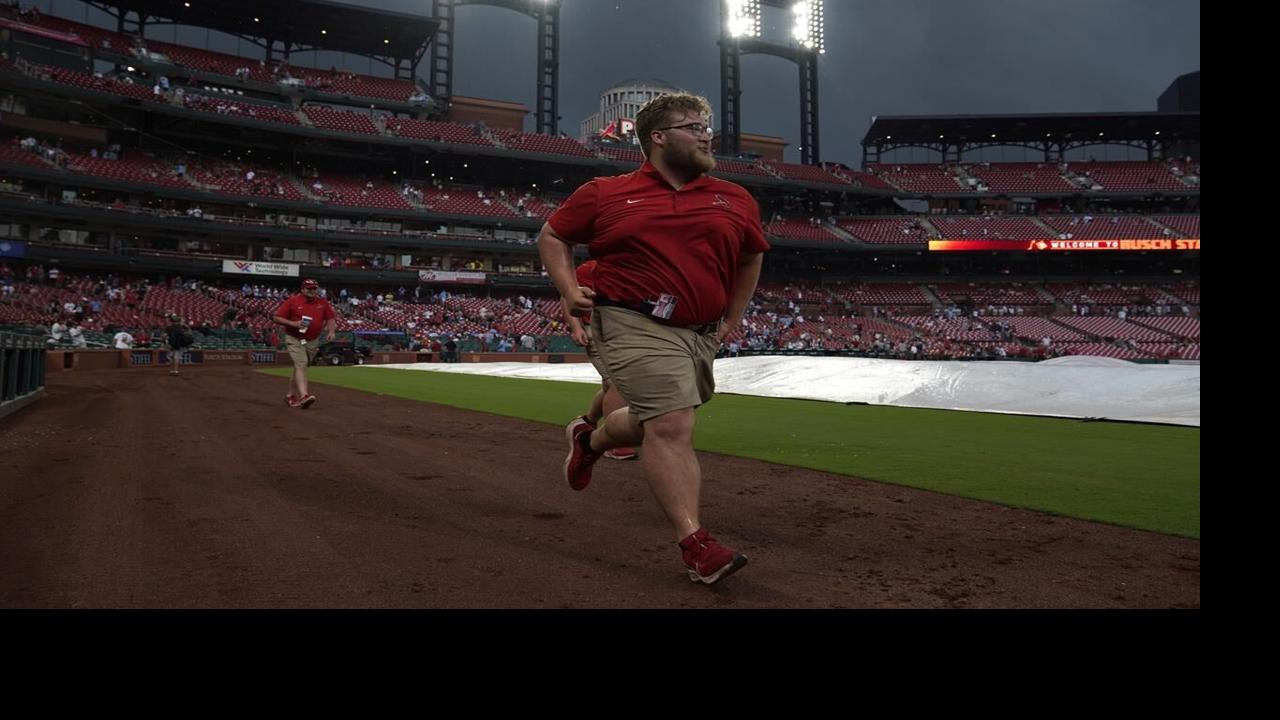 Cardinals clinch NL Central title by beating Brewers 6-2 National