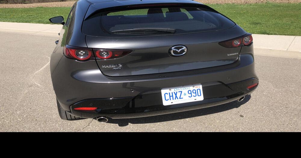 Mazda3_SportGT_2019-rear