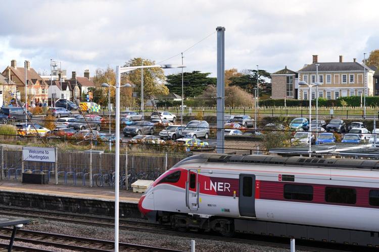 UK police charge man with attempted murder over train stabbing that ...