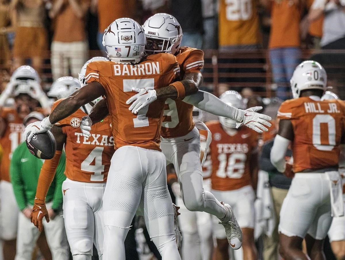 Texas apologizes to players, staff, SEC and game officials
