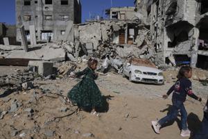 UN agency closes its remaining Gaza bakeries as food supplies dwindle under Israeli blockade