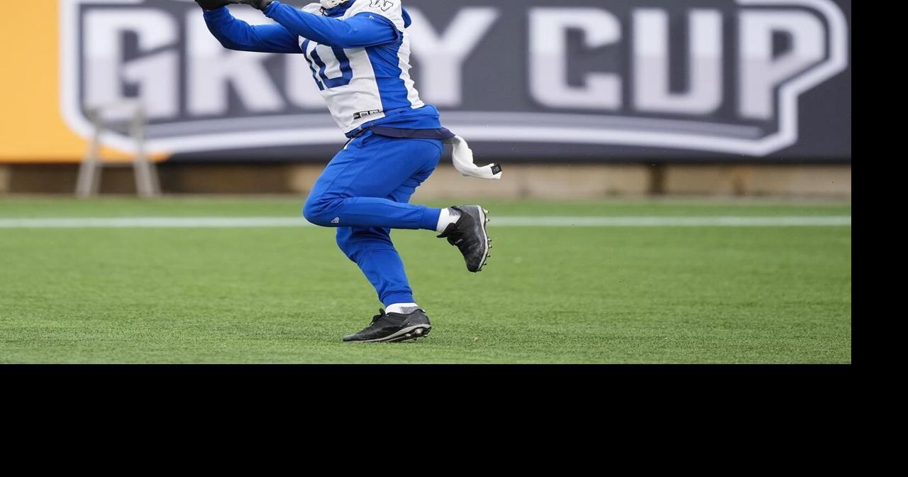 Receivers Nic Demski and Rasheed Bailey practice with Winnipeg Blue Bombers