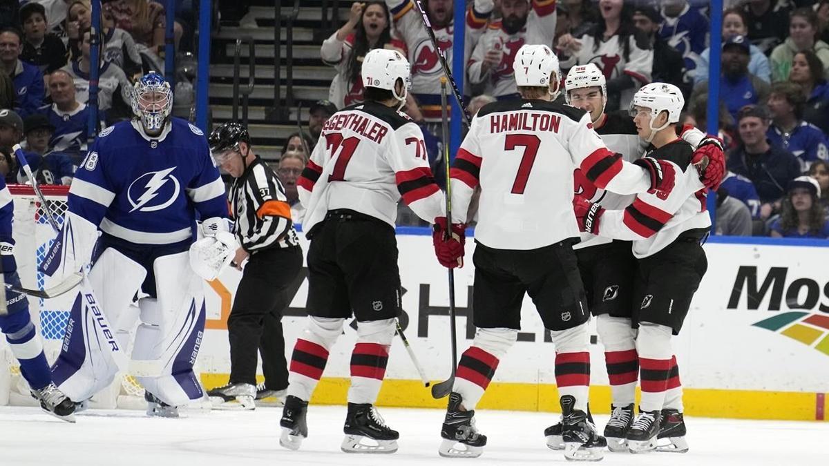 Jesper Bratt's hat trick lifts Devils over Lightning - The Rink Live   Comprehensive coverage of youth, junior, high school and college hockey