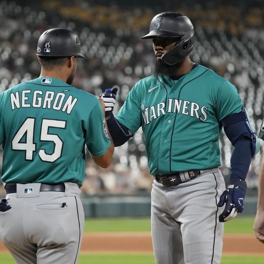 Cal Raleigh stars as Seattle Mariners pound Chicago White Sox 14-2 for 7th  straight win