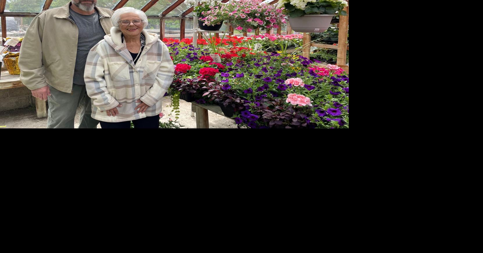 Burlington’s Holy Sepulchre Cemetery planning expansion onto site of longtime flower shop