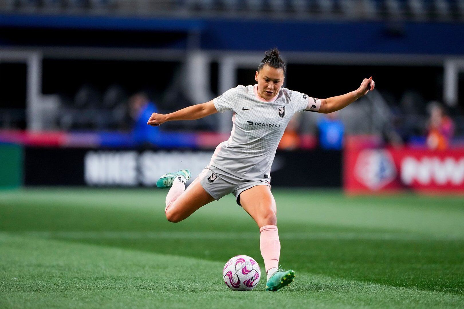 Angel City defender Ali Riley to retire from the NWSL after this season