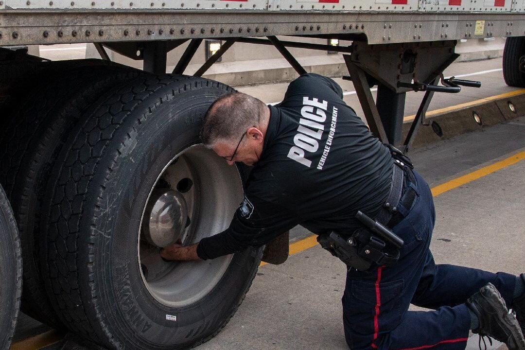 Joint police, MTO campaign focuses on Niagara vehicle inspections