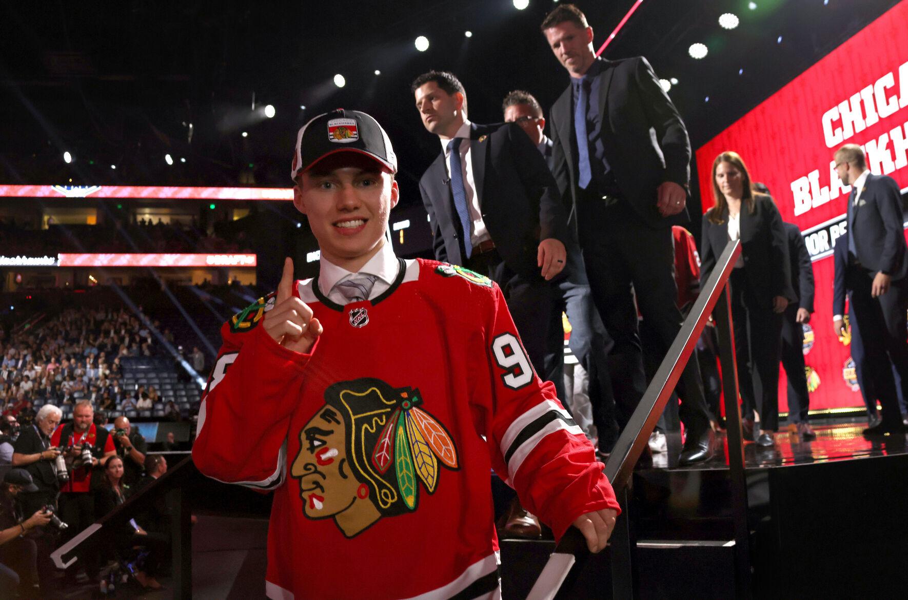 Connor Bedard Selected No. 1 in NHL Draft by Blackhawks - Sports