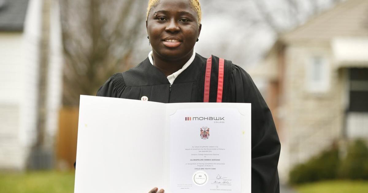 Mohawk Graduate Strangers helped pay her tuition, now Mohawk grad is looking for work