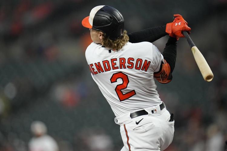 Orioles, playing with 'heavy heart,' shut out Nationals, 1-0