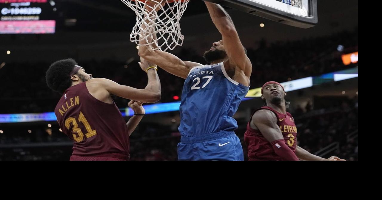 Timberwolves' Rudy Gobert makes 'money sign' at official and implies ...