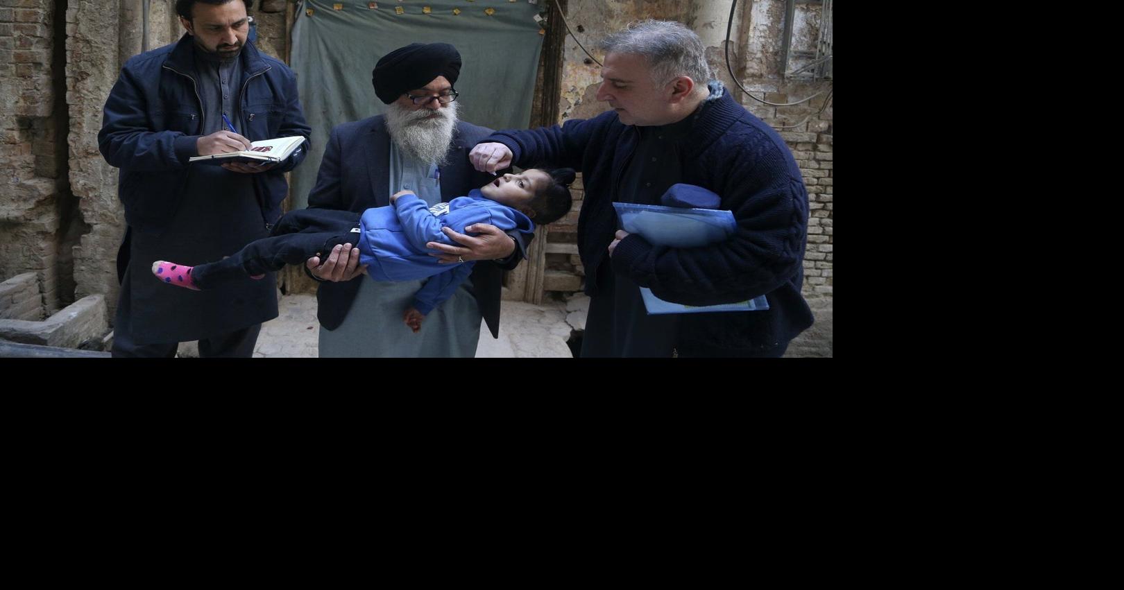 Gunmen kill police officer assigned to guard polio workers in northwestern Pakistan  Hamilton Spectator