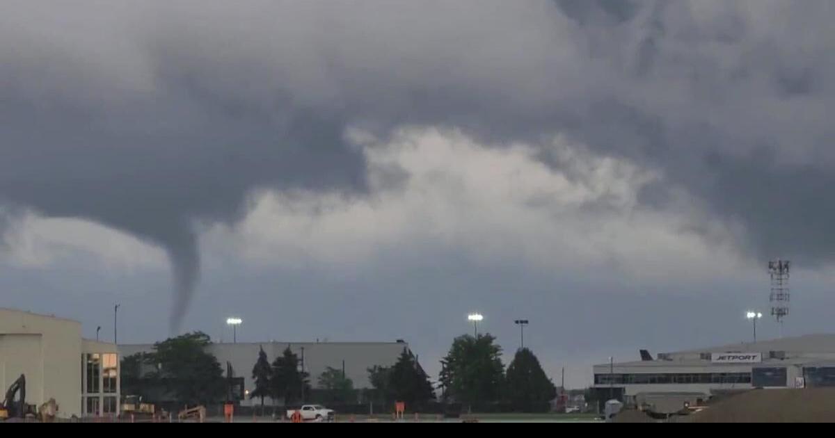 Funnel cloud spotted Saturday morning near Hamilton airport