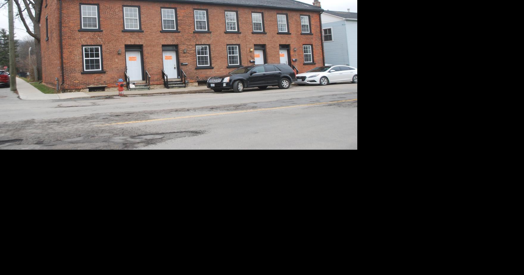 Dundas Hatt Street row house addition permitted