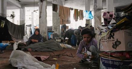 Israeli fire in Gaza kills 5 people, including a little girl, health officials say