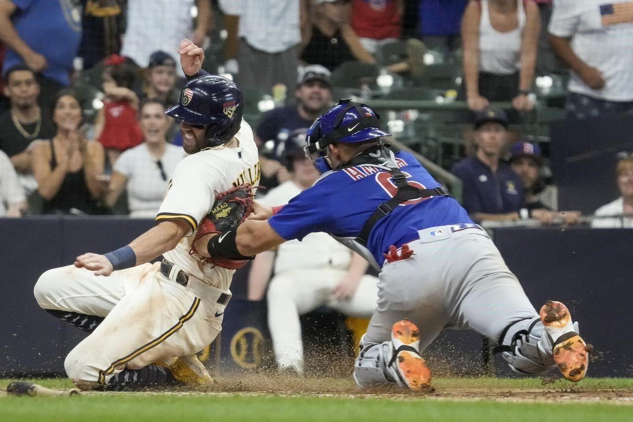 Padres' left fielder Soto scratched late vs. Yankees with back tightness