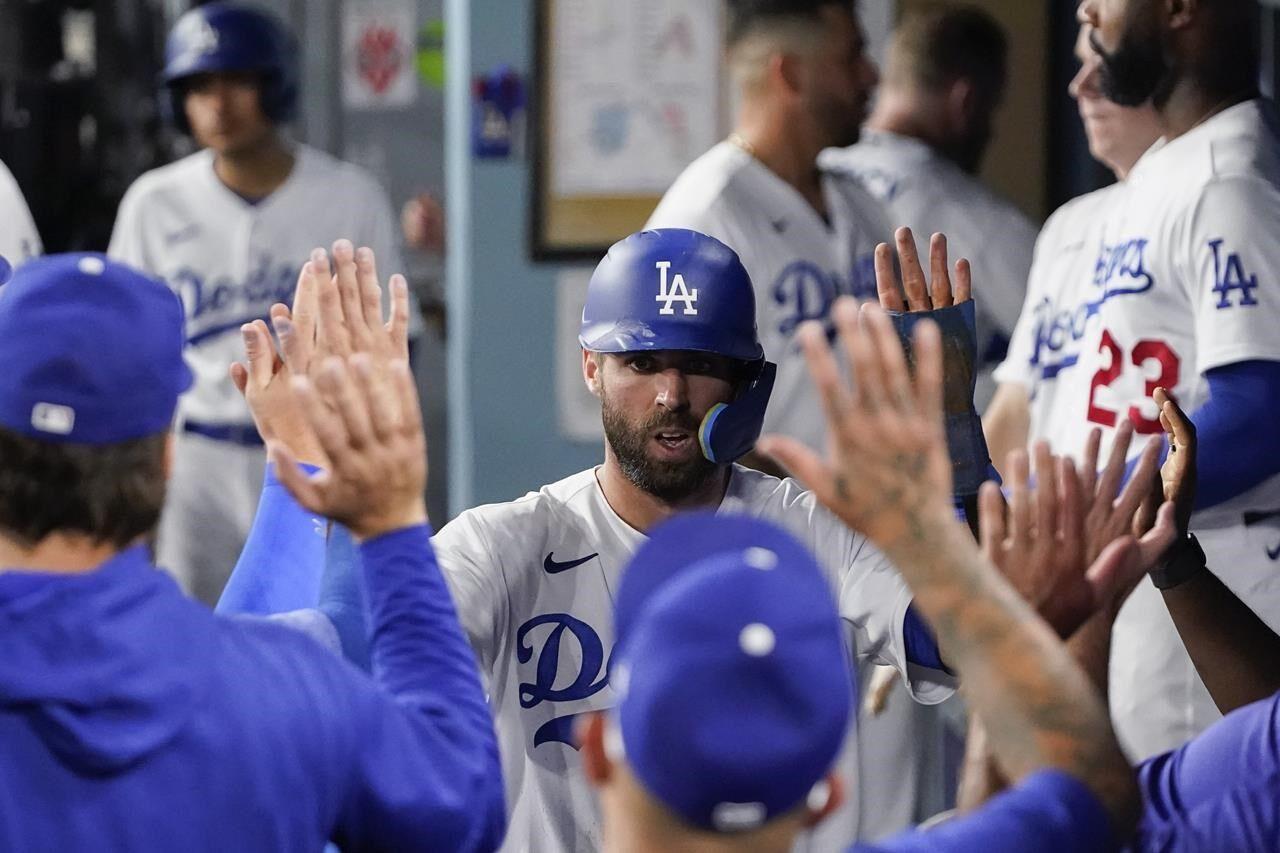 Betts, Kershaw lead Dodgers past Rays in Game 1 rout