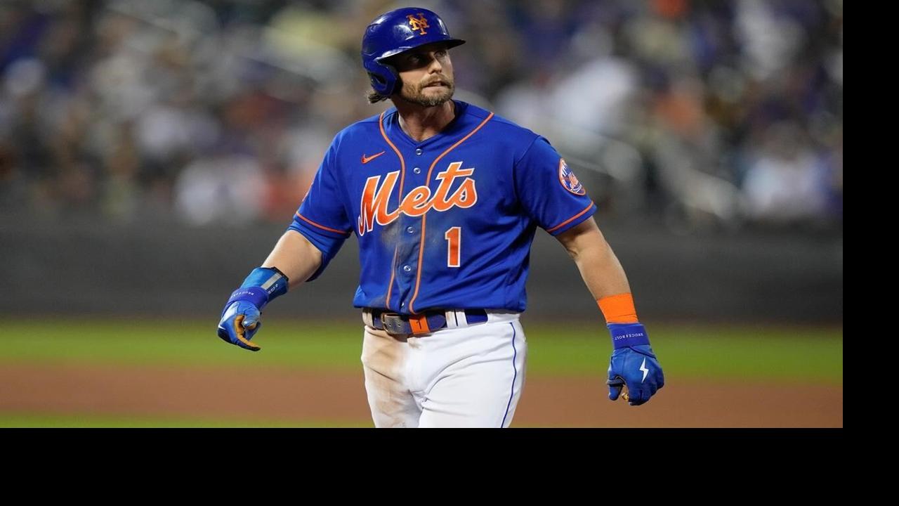 Mets fall season-high 9 games under .500, lose to Brewers 3-2 as Marte  strands bases loaded 