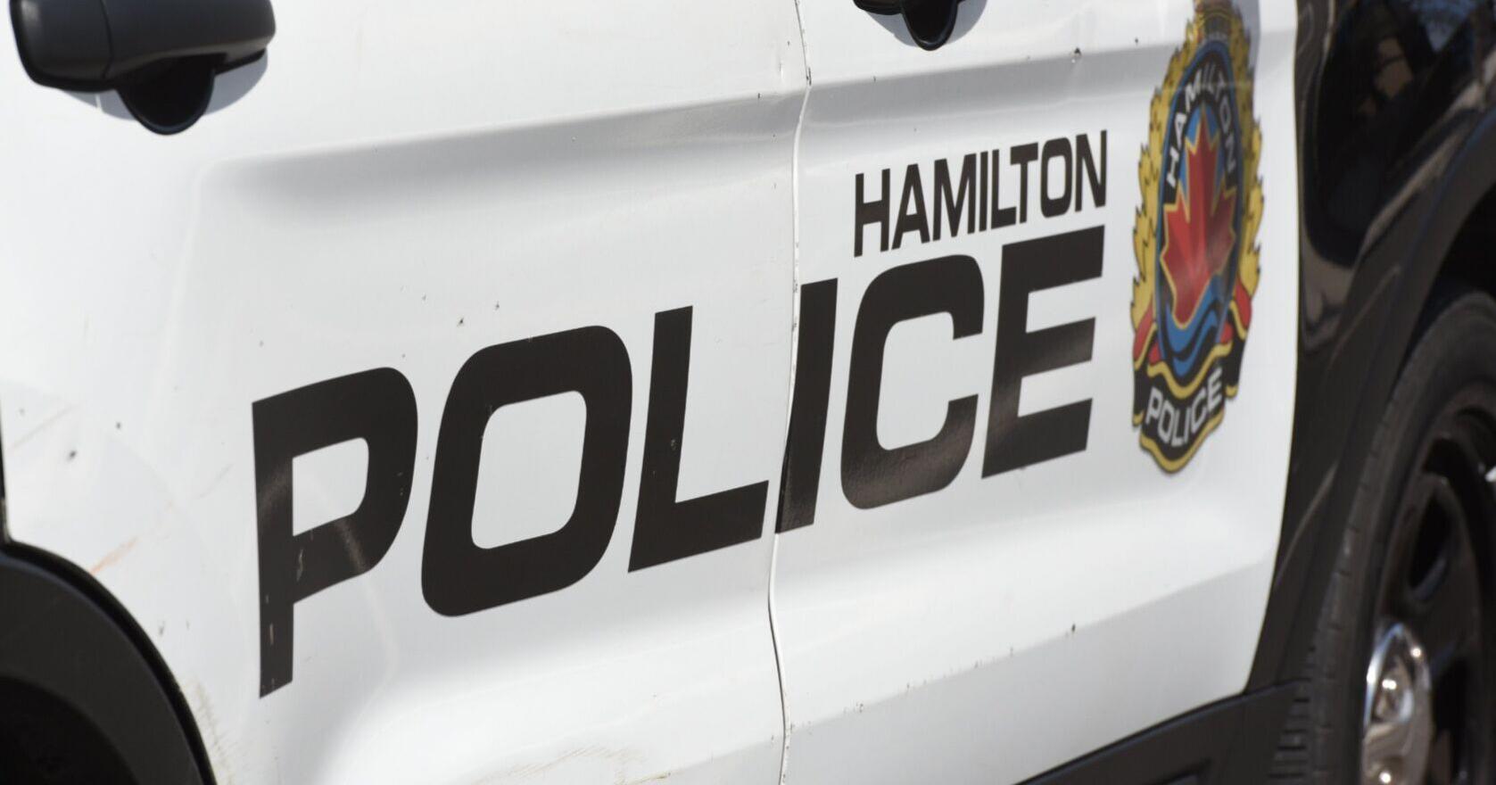 Hamilton police probing two crashes on Red Hill - Vimarsana News