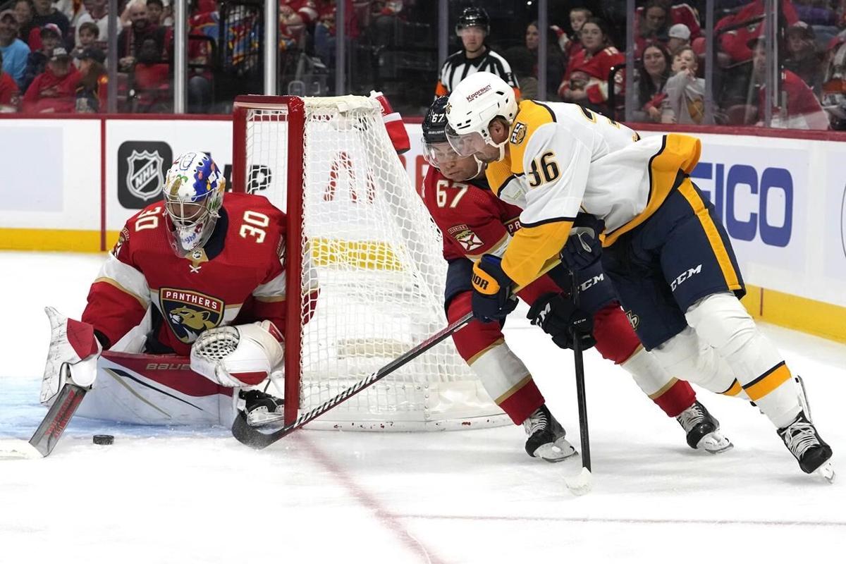 NHL roundup: Bruins lock down Atlantic Division title