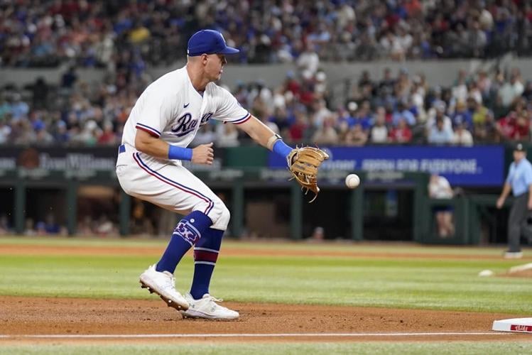 Josh Jung, Adolis García return to Rangers lineup for final two weeks of  season