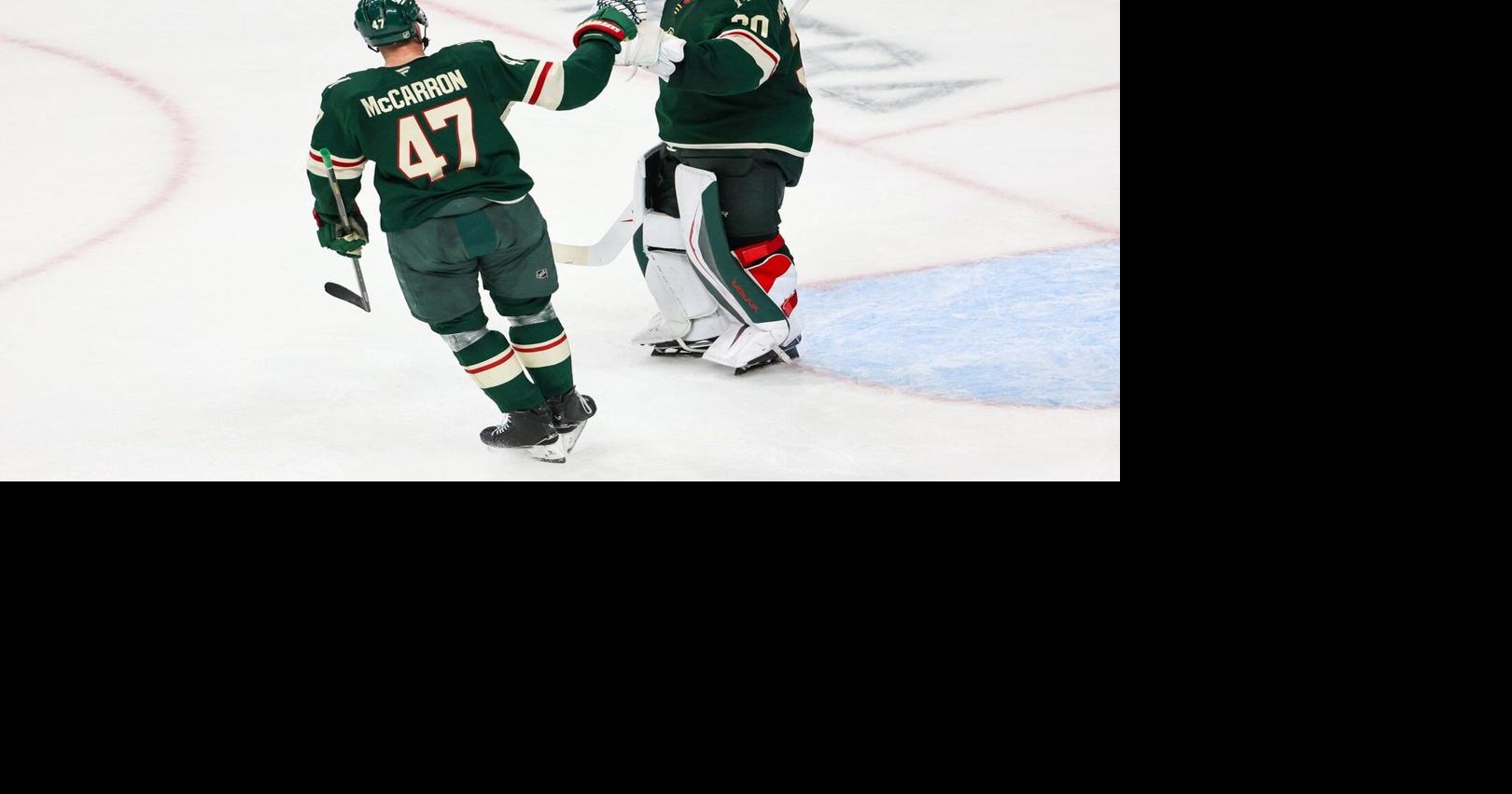 Wild's Sturm sent to hospital for exam after puck strikes his head ...