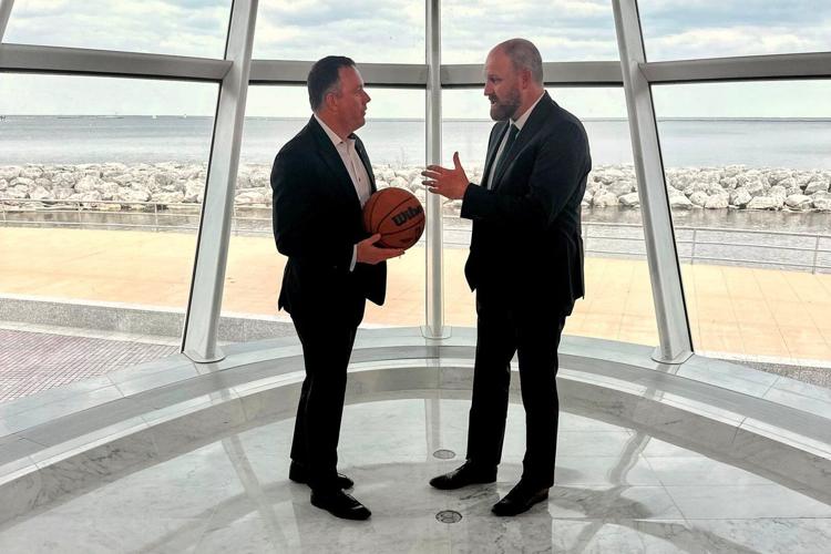 Nibdraft Solution Owner Bucks co-owner Jimmy Haslam wants Giannis Antetokounmpo's future ...
