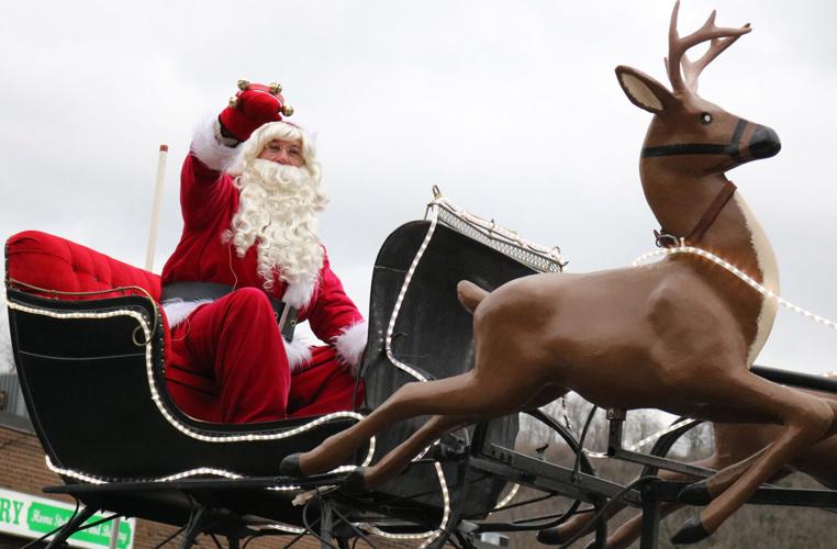 See dates and times for Santa parades in Hamilton and area