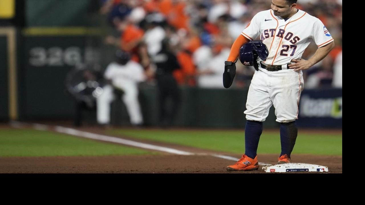 Texas Rangers: Jose Leclerc shining as closer