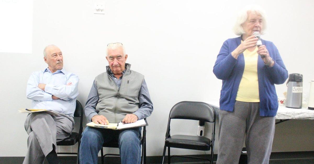 Simon Perego History of University Education discussed at Museum Coffee and Conversation