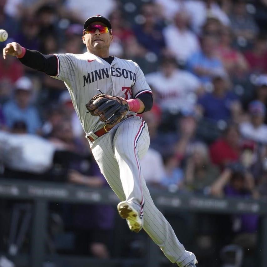 Doyle scores from 2nd on wild pitch by outfielder-turned-pitcher Luplow in  11th, Rox beat Twins 3-2 - The San Diego Union-Tribune