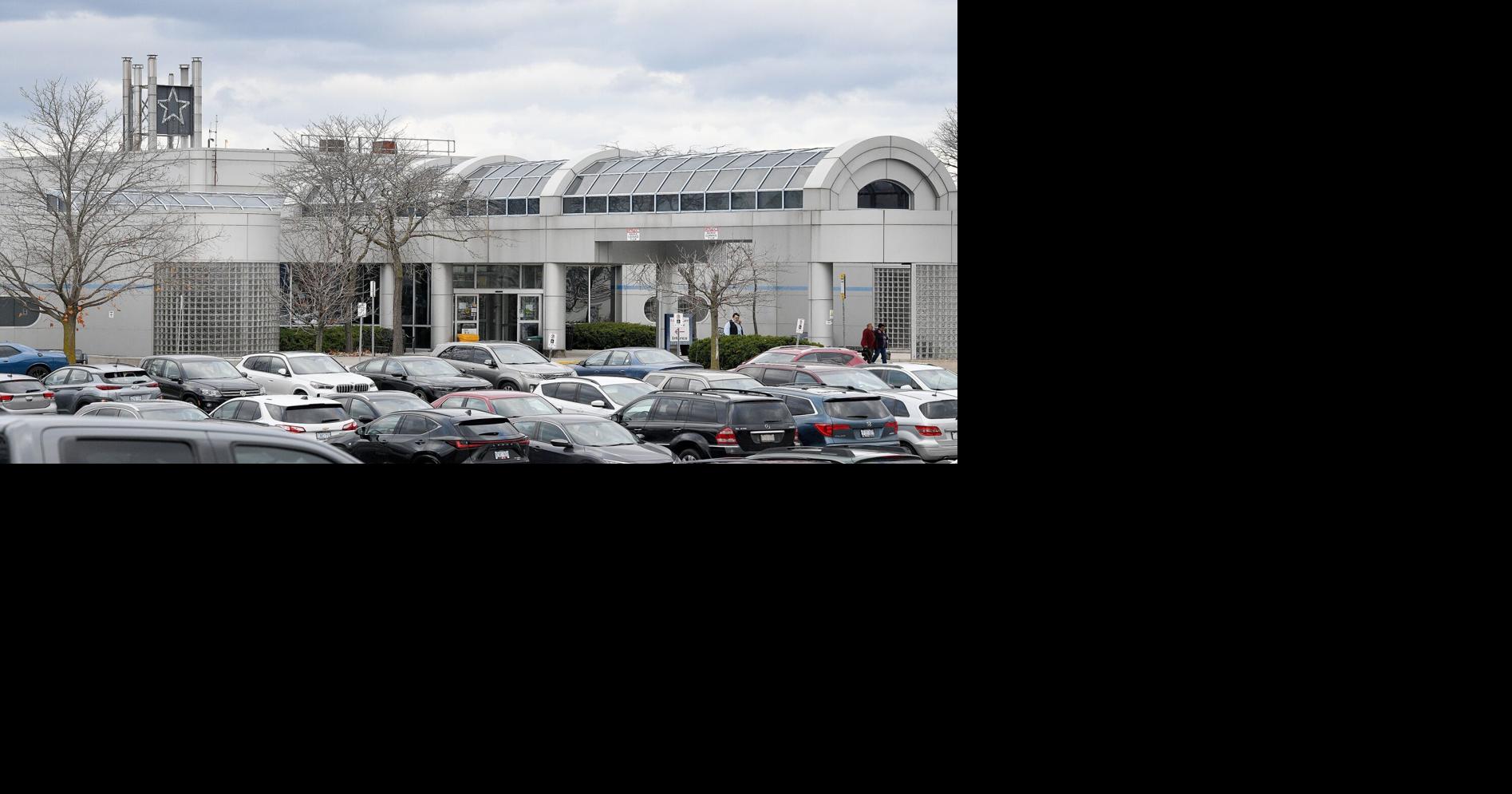 Patients left in the dark over pink eye outbreak at King Campus in Stoney Creek