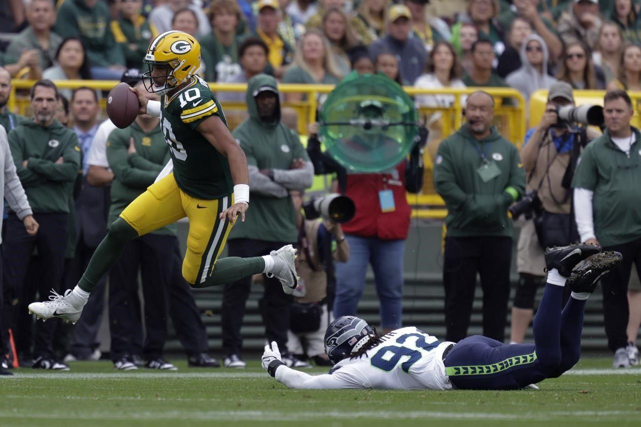 Justin Fields gets chance to show he can be the passer the Bears need,  starting against Packers