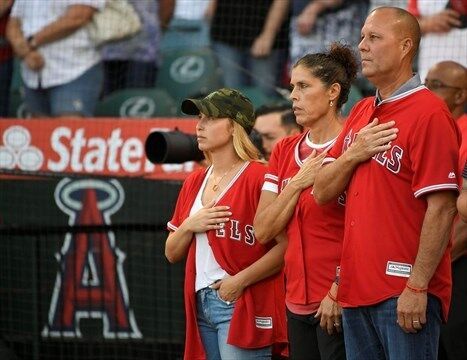 Angels' no-hit catcher Dustin Garneau connected to Nick Adenhart tragedy -  Los Angeles Times