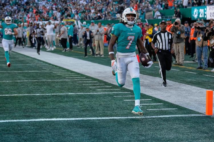 Dolphins want a team built on toughness, Hafley’s first win showed that ...