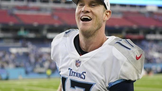 Folk's OT field goal in rain helps Tennessee Titans snap 8-game skid with  27-24 win over Los Angeles Chargers