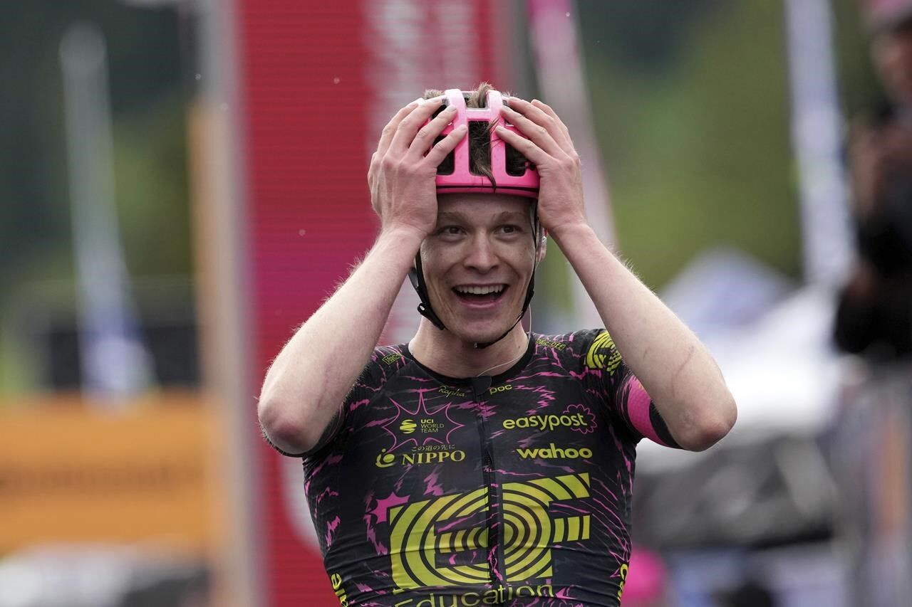 Steinhauser Soloes To First Pro Win In Stage 17, Pogacar Extends Giro ...