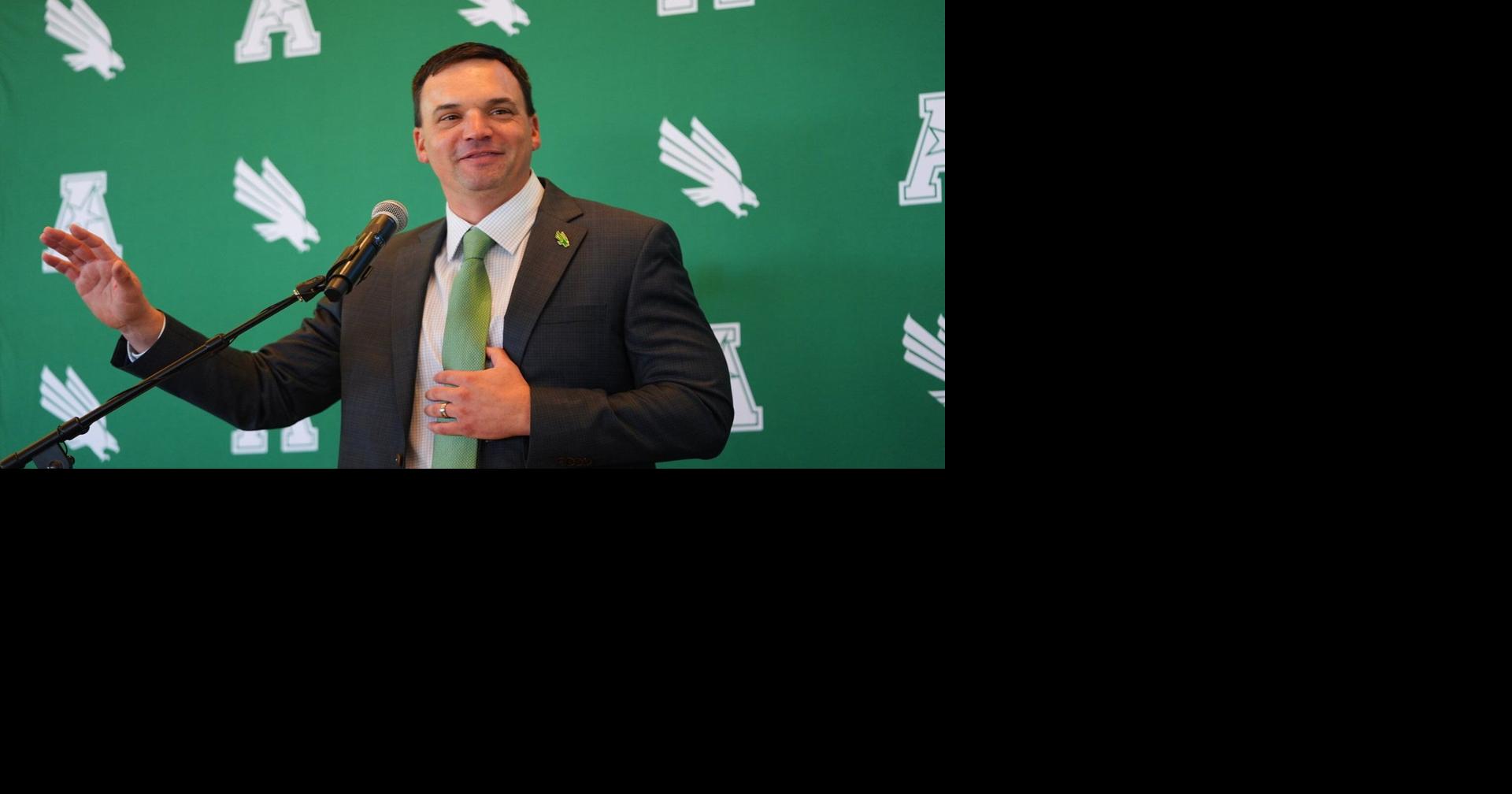 Neal Brown hopes to retain players after No. 23 North Texas made CFP push