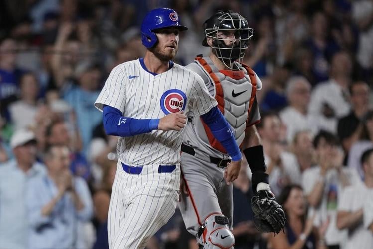 Cubs score 3 runs in 8th, top Giants 5-2