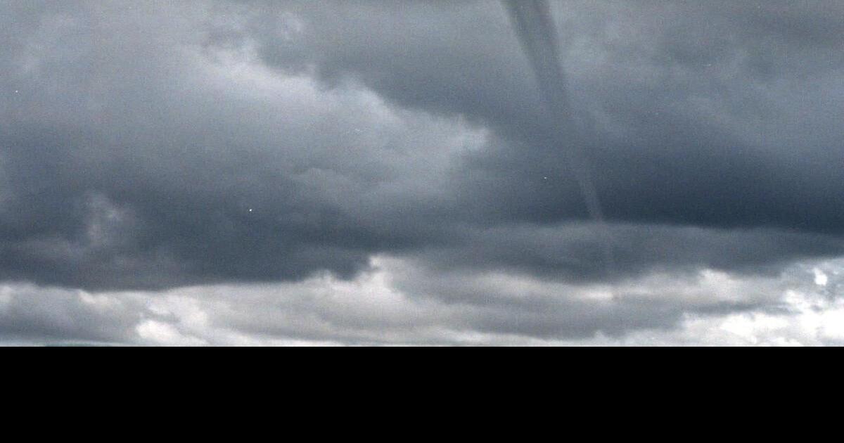 Funnel cloud advisory issued for Hamilton