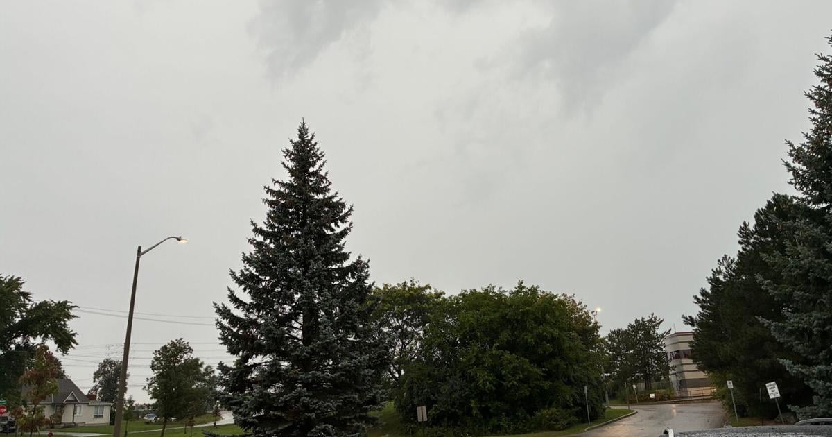 Hamilton under severe thunderstorm, tornado warning