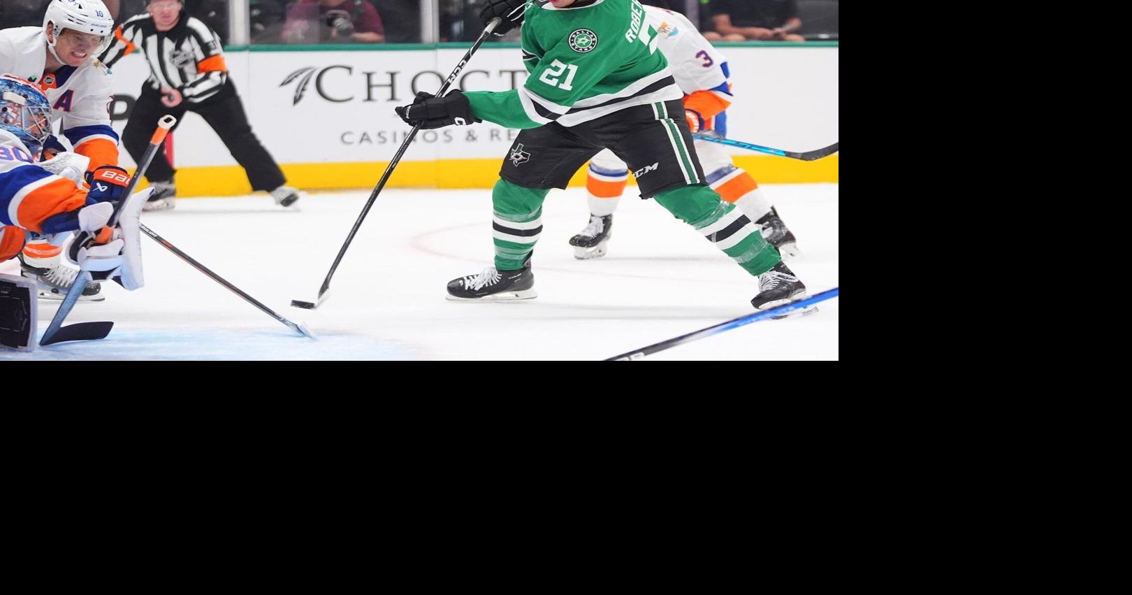 Jason Robertson scores twice to help the Stars beat the Islanders 6-3