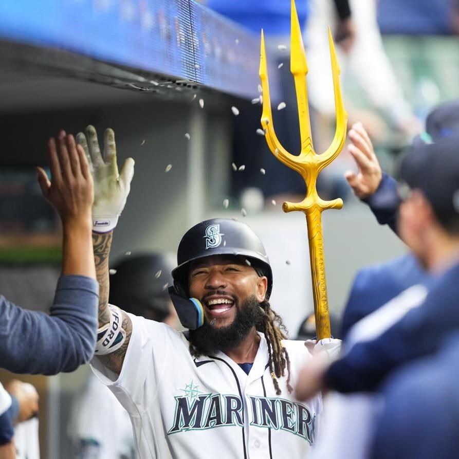 Julio Rodríguez and the Mariners stay red hot with 7-0 win over Oakland