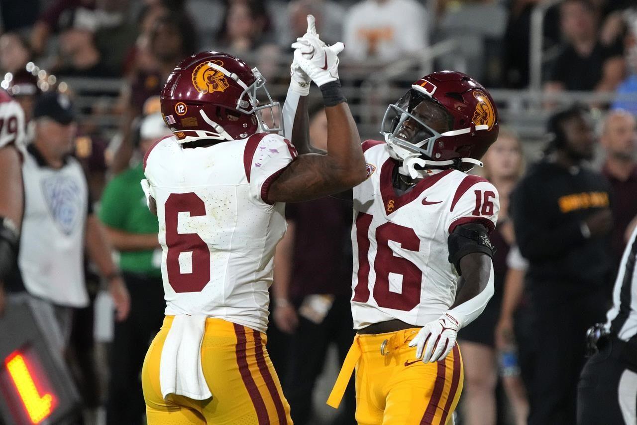 Deion Sanders heaps praise on his QB son Shedeur Sanders after comeback  falls short vs. No. 8 USC