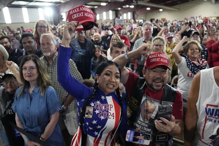 Trump, campaigning in Iowa, vows to ban Gaza refugees from US if he ...